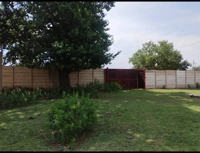 20,206M² VACANT LAND FOR SALE IN ROODS GARDENS